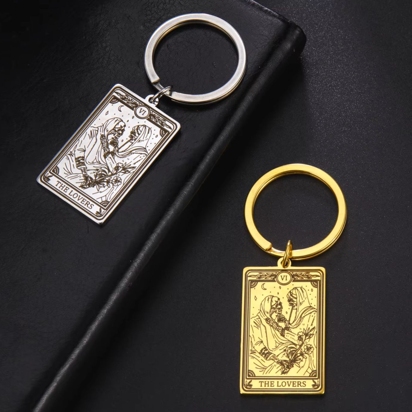 Photography Major - İskelet Cadı Tarot Kartları Anahtarlık Kadife